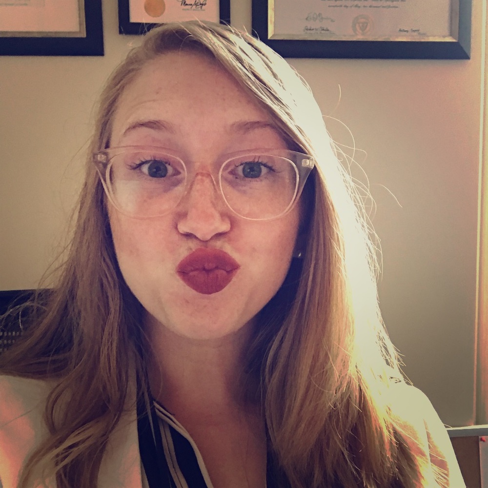 Meet your Posher, Emily
